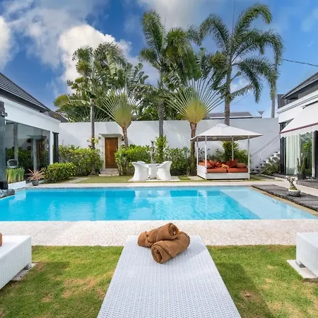 Villa Kalamansi Seminyak Exterior photo